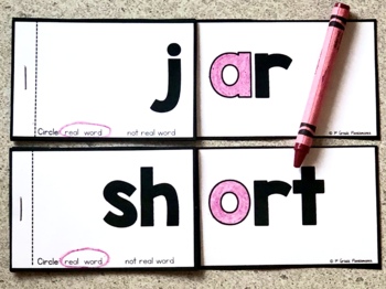 R-Controlled Vowel Rhyming Word Family (ar, or, er, ir, ur) Phonics FLIP Books 2 or